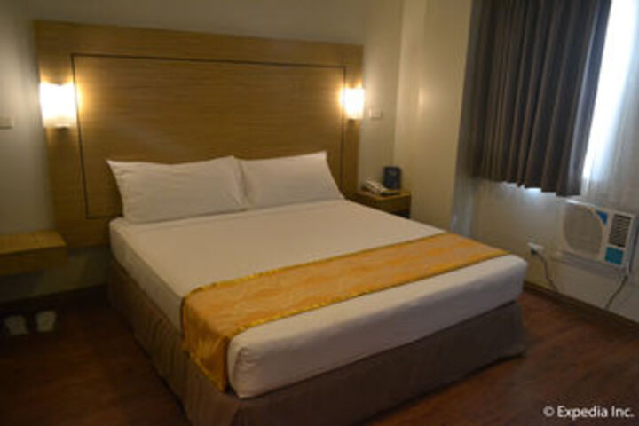 Room 44 of 85