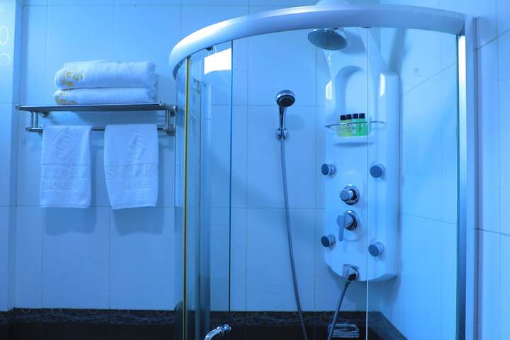 Clean Restrooms