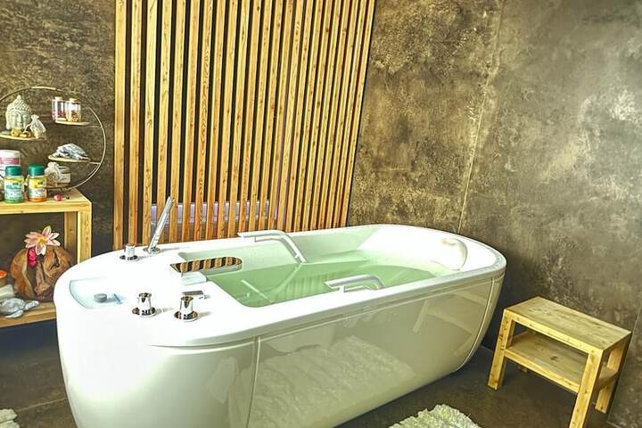 Spa 27 of 64