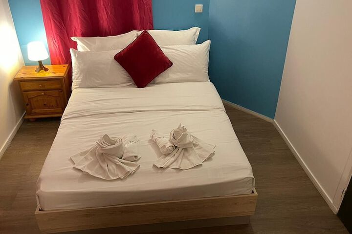 Room 35 of 158