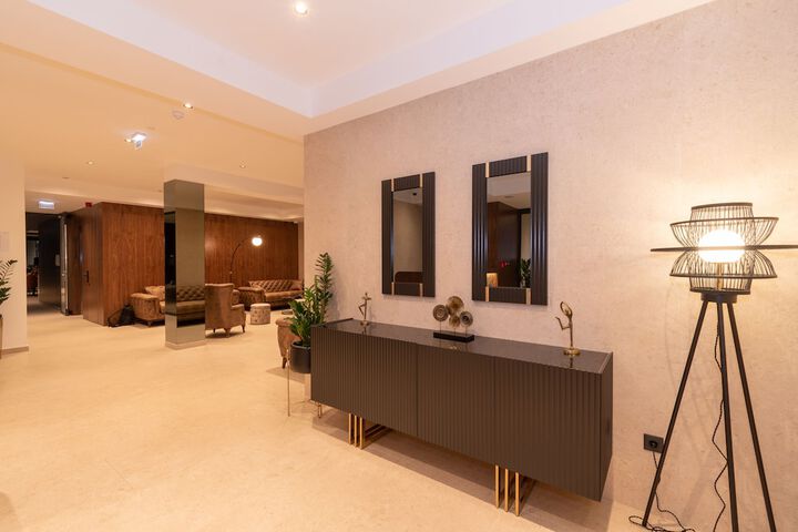 Hotel Interior 4 of 58