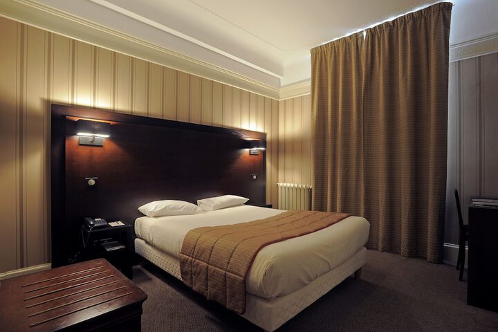 Room 11 of 79