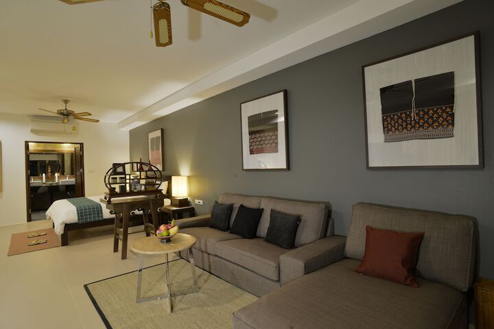 Room 43 of 80