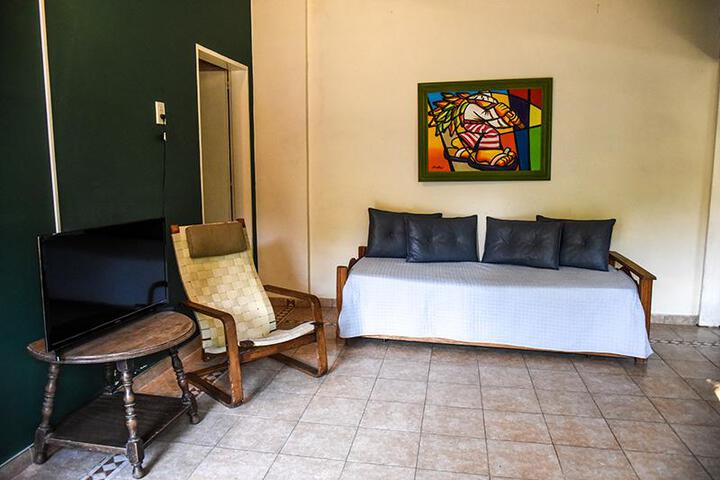 Room 52 of 75