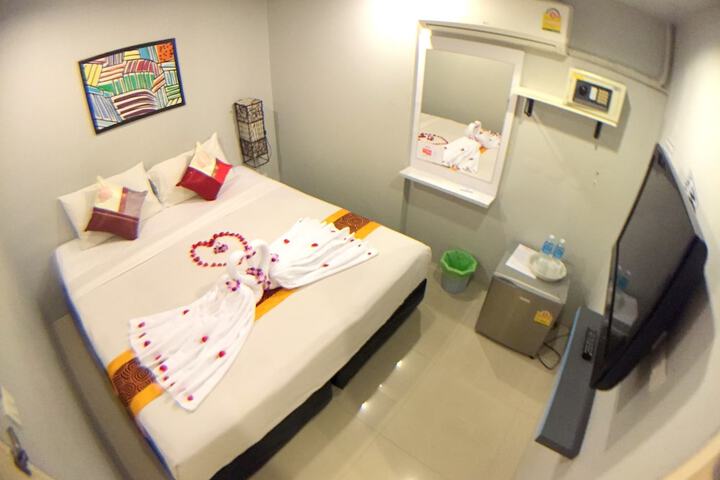 Room 15 of 140