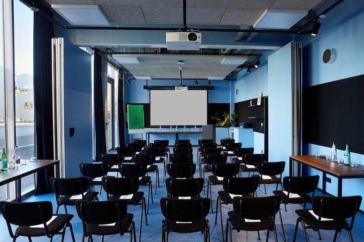 Business Center 104 of 123