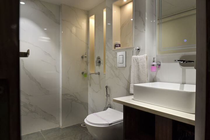 Clean Restrooms
