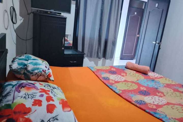 Room 9 of 47