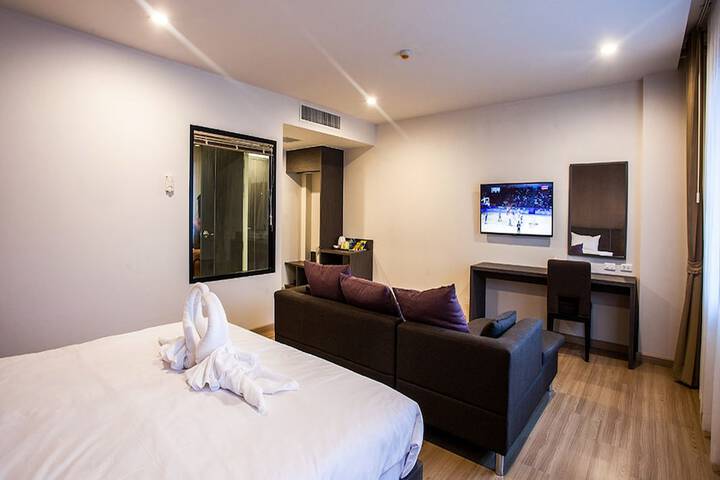 Room 10 of 39