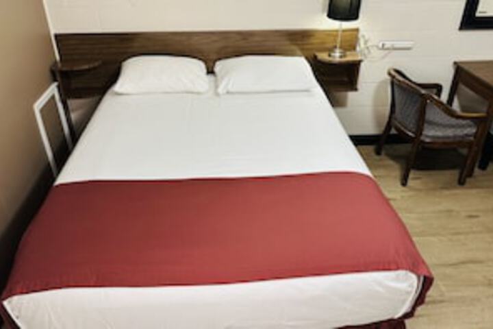Room 67 of 132