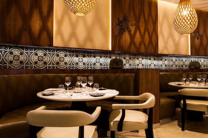 Dining 211 of 309