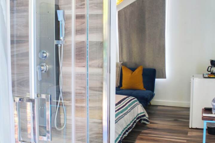 Room 15 of 20