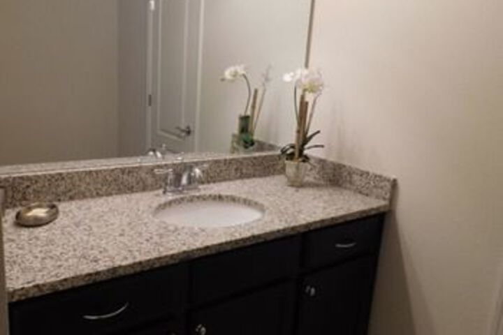 Room 10 of 48