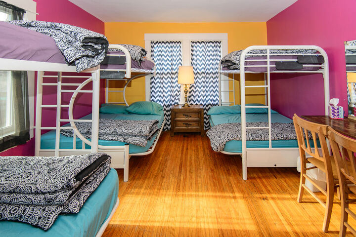 Room 7 of 43