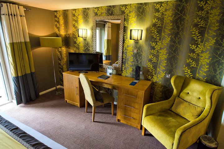 Room 16 of 119