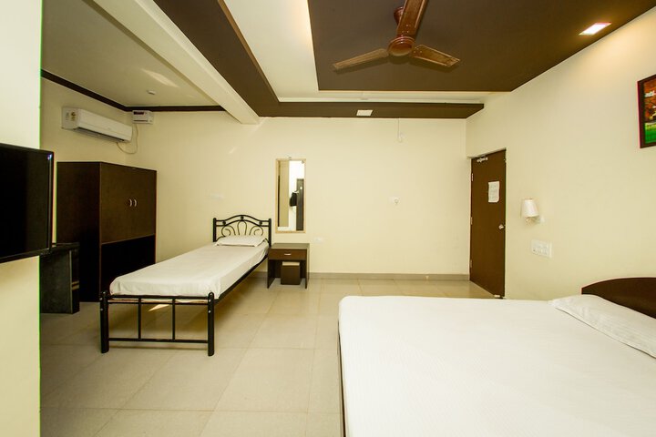 Room 45 of 144