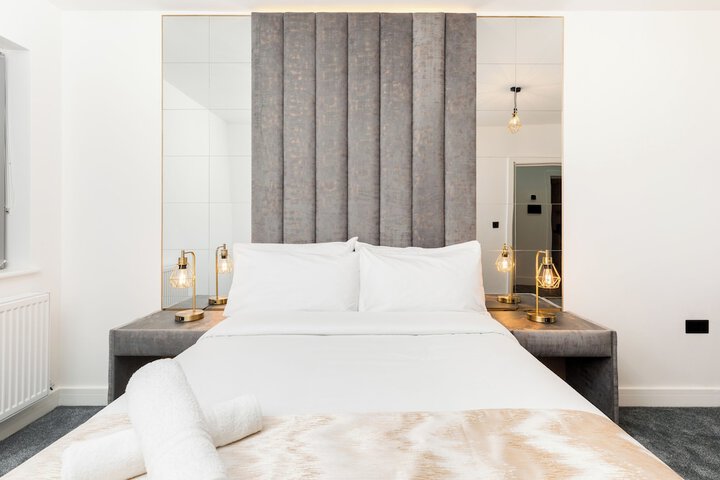 Room 3 of 35