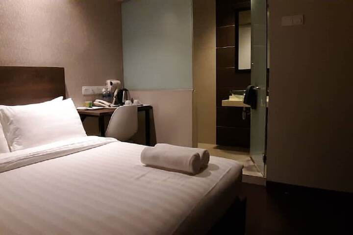 Room 29 of 138