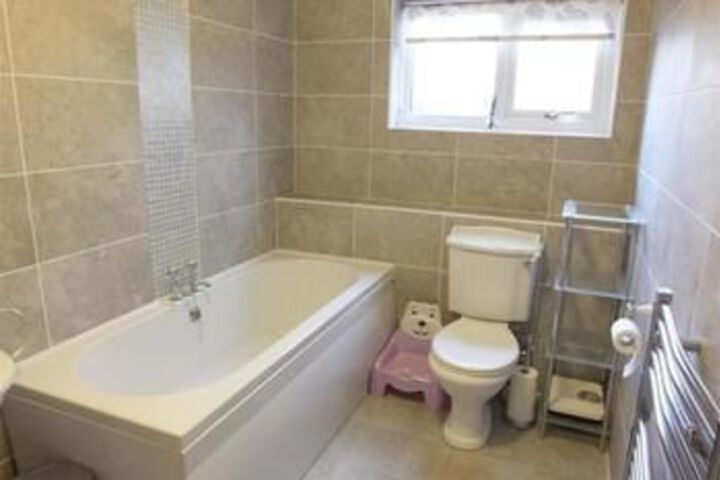 Room 2 of 29