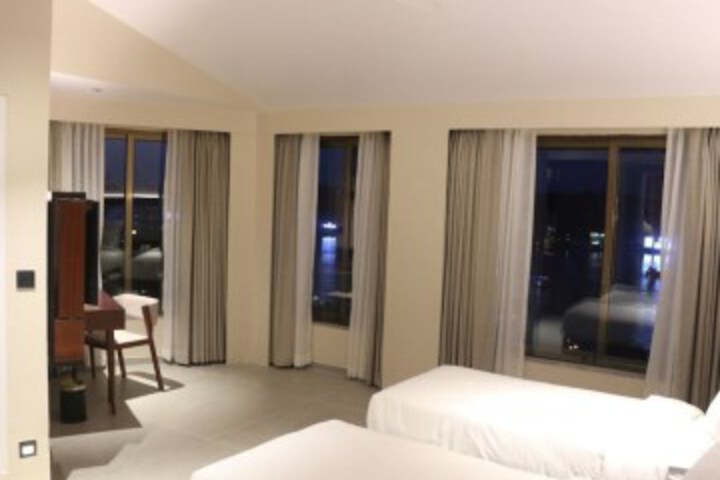 Room 6 of 57