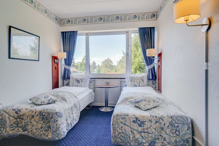 Room 15 of 57