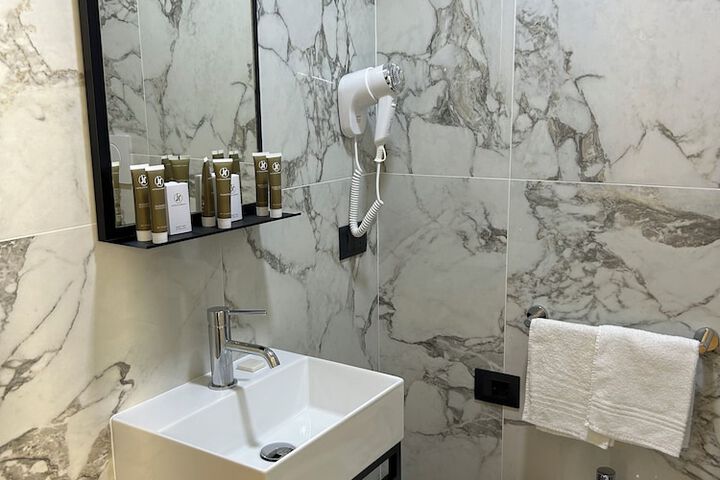 Bathroom Interior Photo