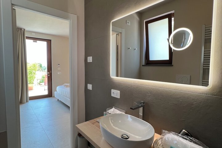 Room 86 of 120