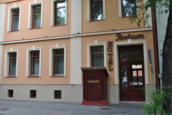 Partium Hotel