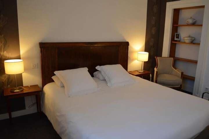 Room 9 of 22