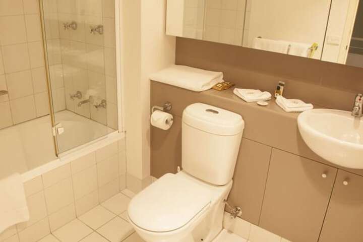 Room 16 of 22