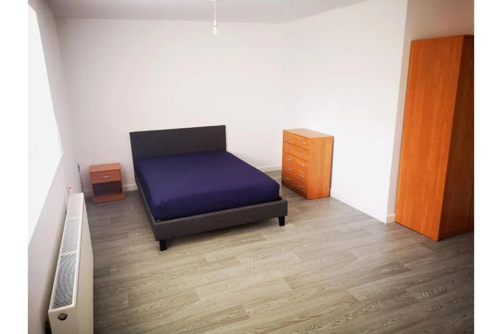 Room 2 of 14