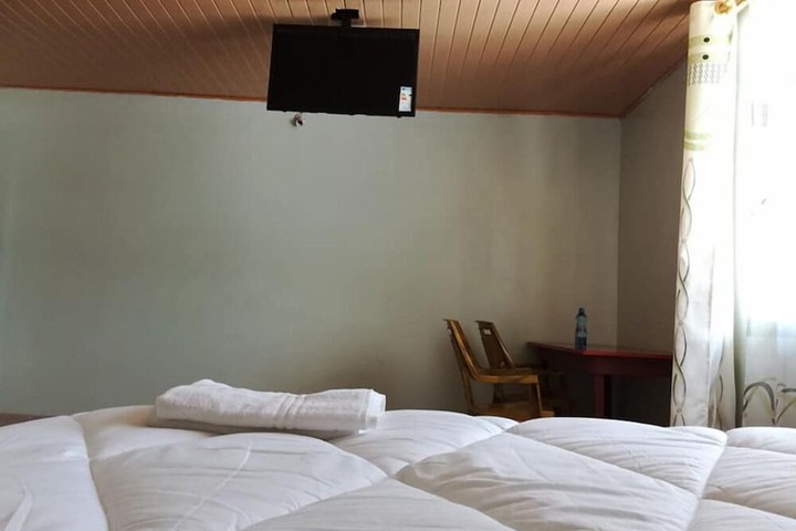 Room 4 of 17