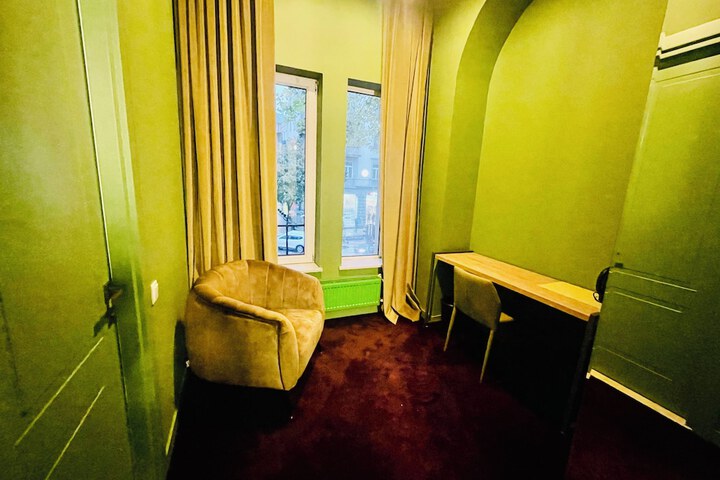 Room 60 of 116