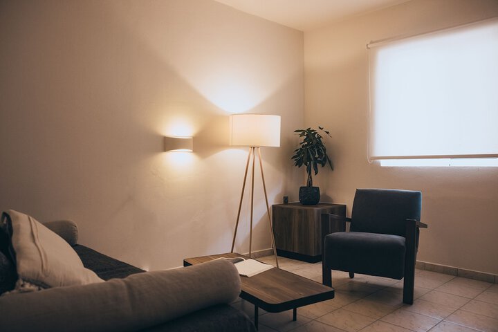 Room 12 of 48