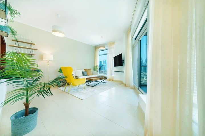 Maison Privee - 5 Apt with 2BR in Downtown Dubai