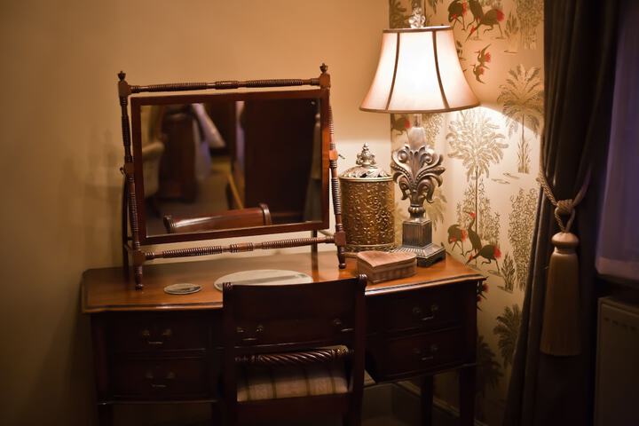 Room 30 of 57