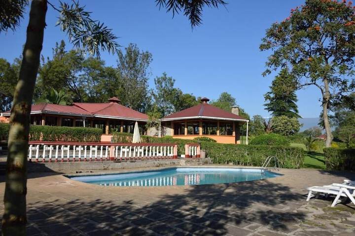 Pool Hotel