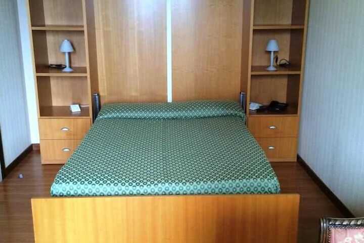 Room 17 of 70