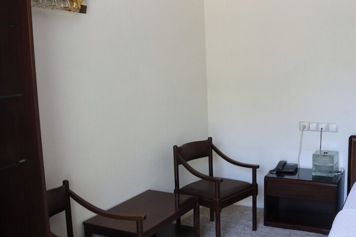Room 110 of 261