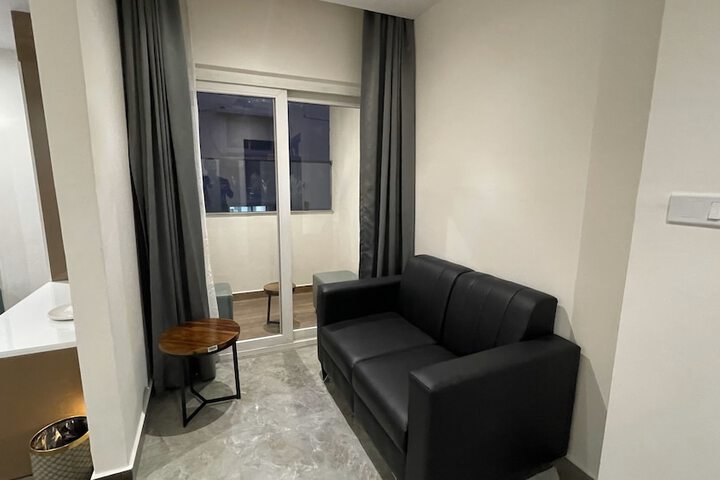 Room 41 of 67