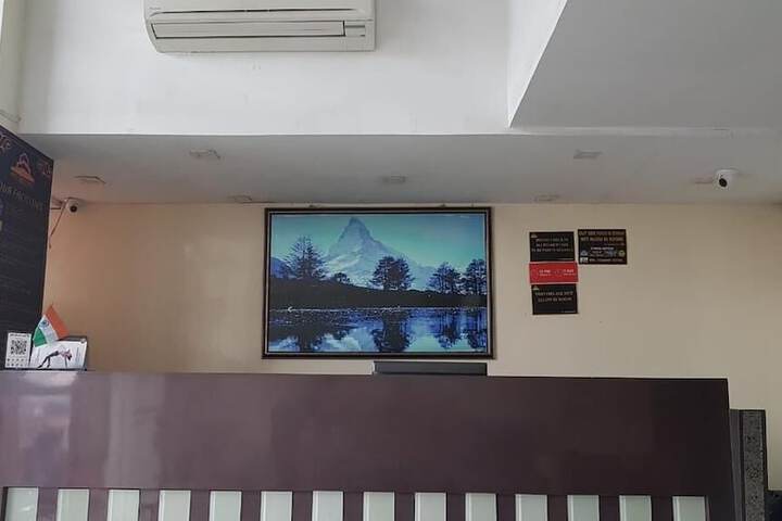 HOTEL YASH INTERNATIONAL