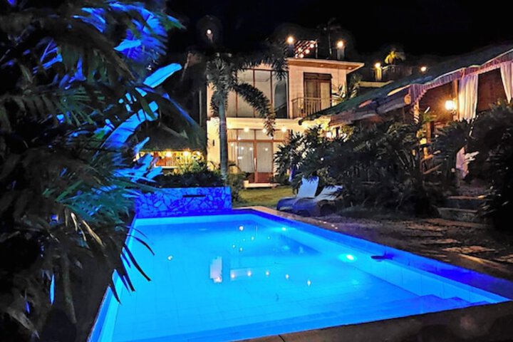 Pool 85 of 112