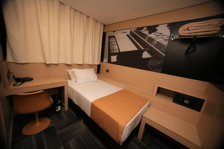 Room 31 of 43