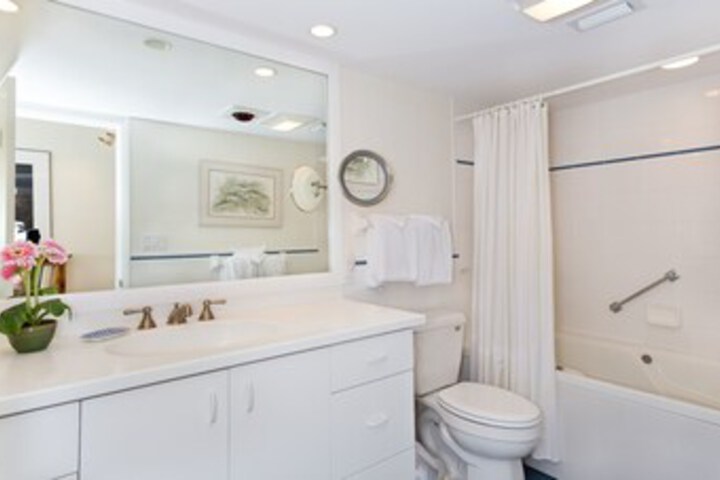 Room 4 of 26