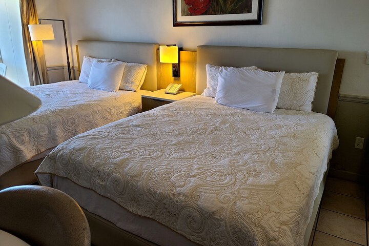 Room 8 of 111