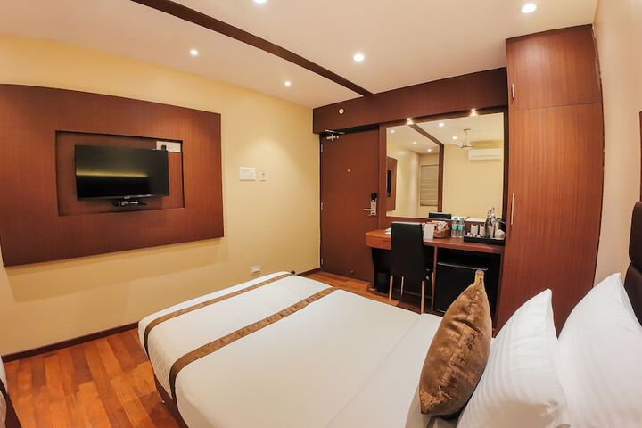 Room 68 of 161