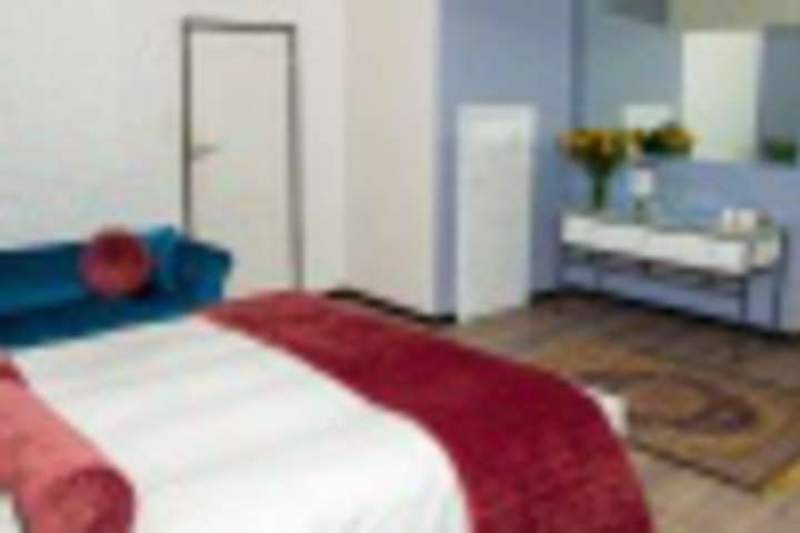 Room 183 of 252