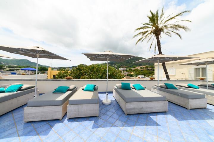 Terrace/Patio 105 of 107