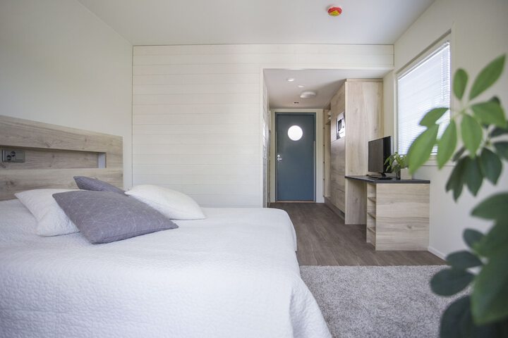 Room 7 of 36