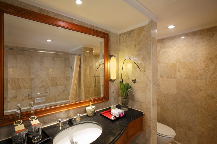 Bathroom Interior Photo